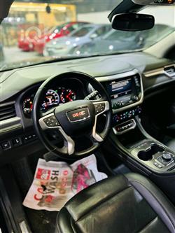 جي ام سي اكاديا